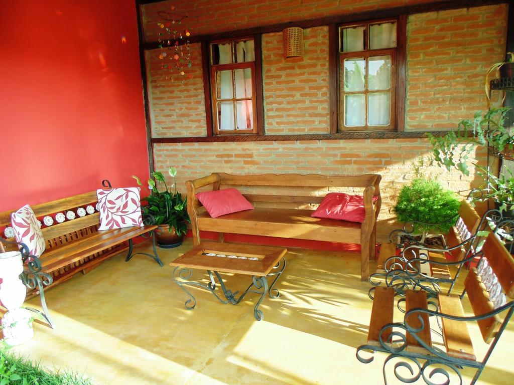 Encantos Do Vale Pousada E Spa Cultural Bueno Brandão Dış mekan fotoğraf